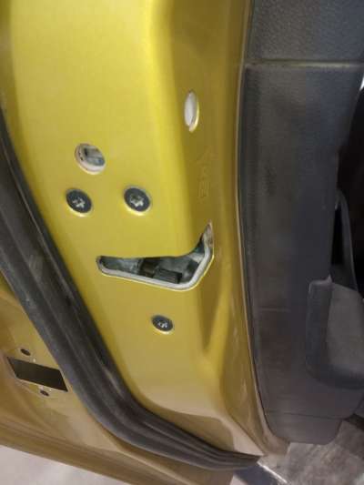 Recambio de cerradura puerta trasera izquierda para ford focus iii 2010- 1.6 tdci referencia OEM IAM   