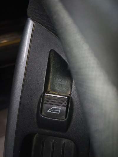 Recambio de mando elevalunas delantero derecho para ford focus iii 2010- 1.6 tdci referencia OEM IAM   