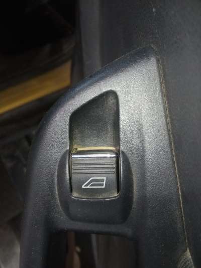 Recambio de mando elevalunas trasero derecho para ford focus iii 2010- 1.6 tdci referencia OEM IAM   