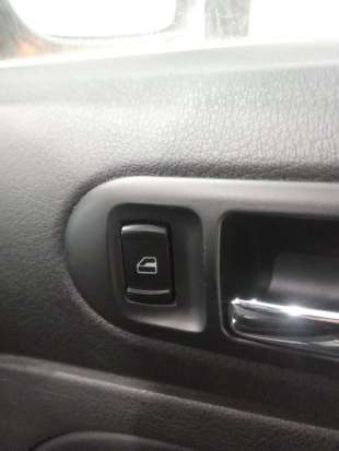 Recambio de mando elevalunas delantero derecho para volkswagen passat berlina (3b3) 2000-2005 advance referencia OEM IAM   