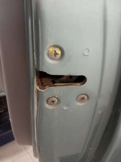 Recambio de cerradura puerta delantera derecha para nissan almera tino (v10) 1998-2006 2.2 dci referencia OEM IAM   