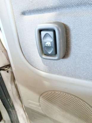 Recambio de mando elevalunas trasero derecho para land rover freelander i (l314) 1998-2006 2.5 v6 4x4 referencia OEM IAM   