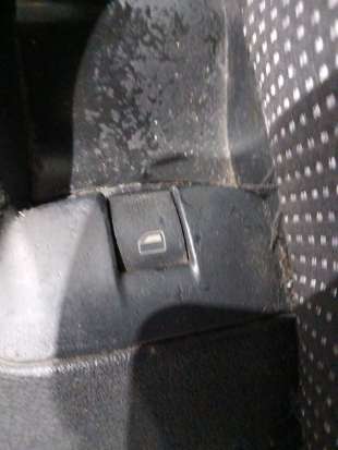 Recambio de mando elevalunas delantero derecho para audi a3 (8p1) 2003-2013 1.9 tdi referencia OEM IAM   