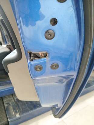 Recambio de cerradura puerta trasera derecha para renault megane ii berlina 5p 2002-2009 authentique referencia OEM IAM   