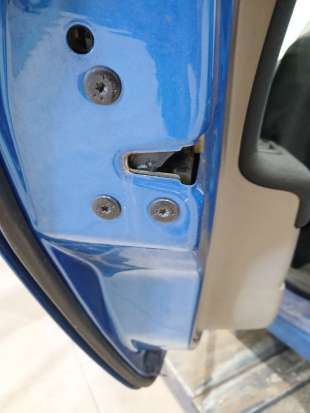 Recambio de cerradura puerta trasera izquierda para renault megane ii berlina 5p 2002-2009 authentique referencia OEM IAM   