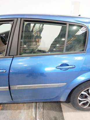 Recambio de puerta trasera izquierda para renault megane ii berlina 5p 2002-2009 authentique referencia OEM IAM   
