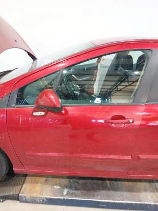 Recambio de puerta delantera izquierda para peugeot 308 2007-2013 sportium referencia OEM IAM   