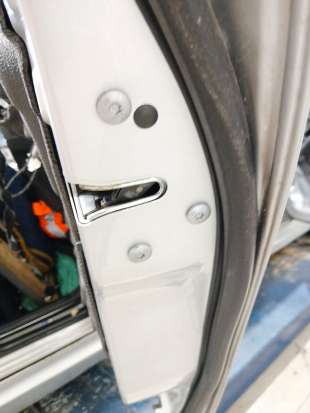 Recambio de cerradura puerta trasera derecha para bmw 3 (e46) 1997-2005 320 d referencia OEM IAM   