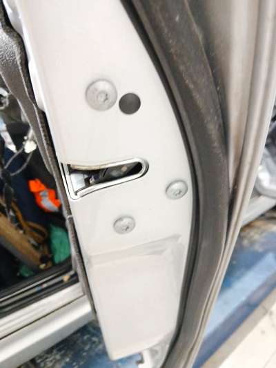 Recambio de cerradura puerta trasera derecha para bmw 3 (e46) 1997-2005 320 d referencia OEM IAM   