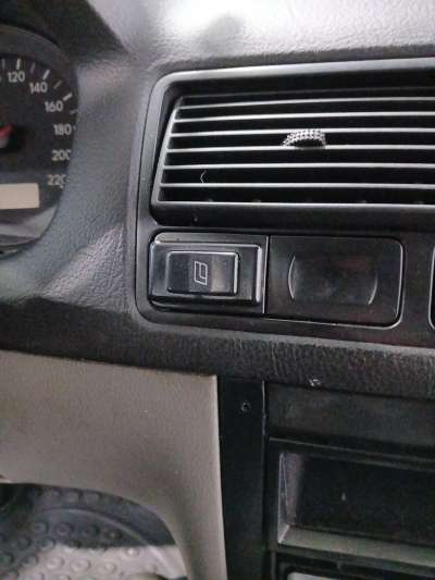 Recambio de mando elevalunas delantero izquierdo para volkswagen golf iv (1j1) 1997-2008 1.9 tdi referencia OEM IAM   