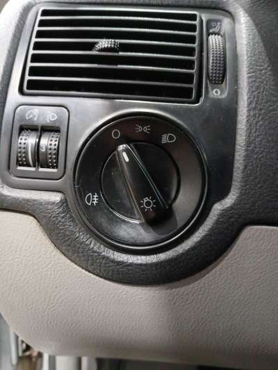 Recambio de mando luces para volkswagen golf iv (1j1) 1997-2008 1.9 tdi referencia OEM IAM   
