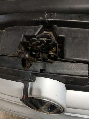 Recambio de cerradura capo para volkswagen golf iv (1j1) 1997-2008 2.0 referencia OEM IAM   