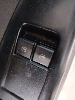 Recambio de mando elevalunas delantero izquierdo para volkswagen polo iv (9n_, 9a_) 2001-2014 1.4 tdi referencia OEM IAM   