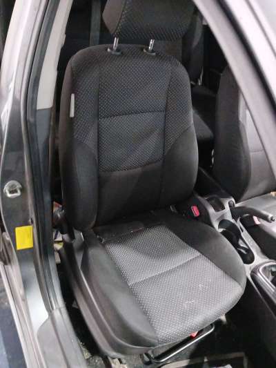 Recambio de asiento delantero derecho para hyundai i30 (fd) 2007-2012 1.6 crdi referencia OEM IAM   