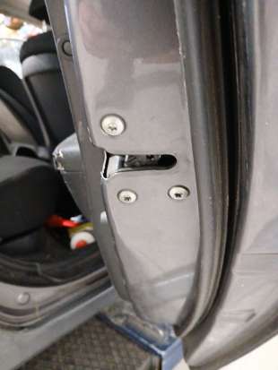 Recambio de cerradura puerta trasera derecha para hyundai i30 (fd) 2007-2012 1.6 crdi referencia OEM IAM   