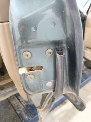 Recambio de cerradura puerta trasera derecha para jeep grand cherokee ii (wj, wg) 1998-2005 2.7 crd 4x4 referencia OEM IAM   