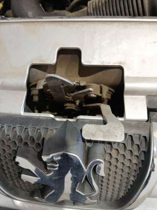 Recambio de cerradura capo para peugeot partner monospace (5_, g_) 1996-2015 1.9 d referencia OEM IAM   