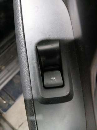 Recambio de mando elevalunas trasero derecho para hyundai i30 (pde, pd, pden) 2016- 1.0 t-gdi referencia OEM IAM   