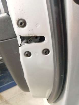 Recambio de cerradura puerta delantera derecha para hyundai santa fé ii (cm) 2005-2015 2.2 crdi referencia OEM IAM   