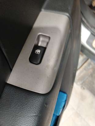 Recambio de mando elevalunas trasero izquierdo para hyundai santa fé ii (cm) 2005-2015 2.2 crdi referencia OEM IAM   