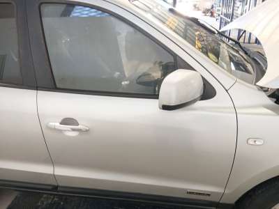 Recambio de puerta delantera derecha para hyundai santa fé ii (cm) 2005-2015 2.2 crdi referencia OEM IAM   
