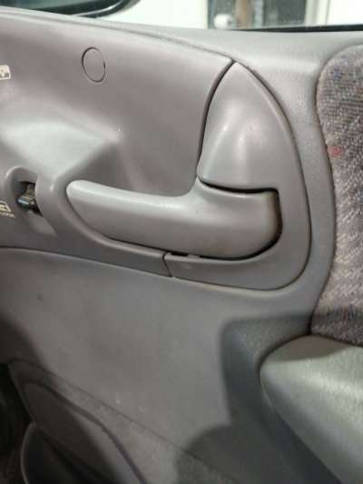 Recambio de maneta interior delantera derecha para chrysler voyager (gs) 1995-2001 2.4 referencia OEM IAM   