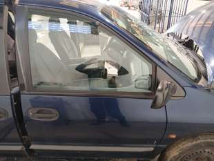 Recambio de puerta delantera derecha para chrysler voyager (gs) 1995-2001 2.4 referencia OEM IAM   