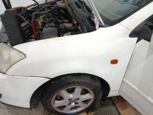 Recambio de aleta delantera izquierda para toyota corolla (_e12_) 2001-2007 1.4 d (nde120_) referencia OEM IAM   