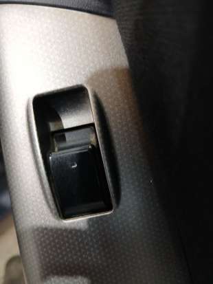 Recambio de mando elevalunas delantero derecho para toyota corolla (_e12_) 2001-2007 1.4 d (nde120_) referencia OEM IAM   