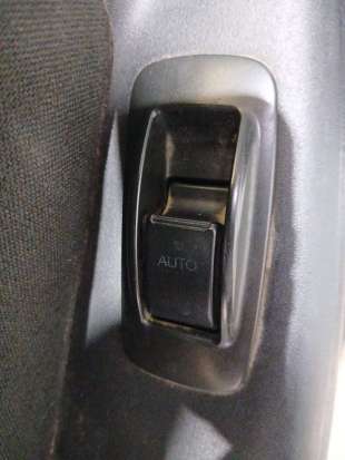 Recambio de mando elevalunas trasero izquierdo para toyota corolla (_e12_) 2001-2007 1.4 d (nde120_) referencia OEM IAM   