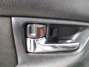Recambio de maneta interior delantera izquierda para toyota corolla (_e12_) 2001-2007 1.4 d (nde120_) referencia OEM IAM   