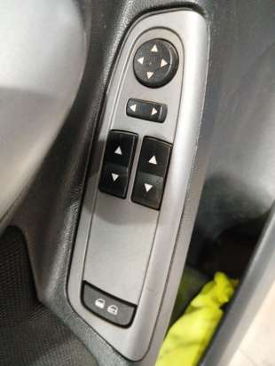 Recambio de mando elevalunas delantero izquierdo para fiat stilo (192_) 2001-2010 1.9 jtd referencia OEM IAM   