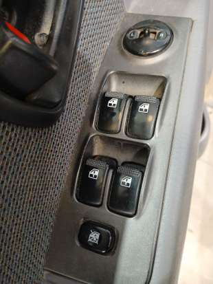 Recambio de mando elevalunas delantero izquierdo para hyundai matrix (fc) 2001-2010 1.5 crdi referencia OEM IAM   