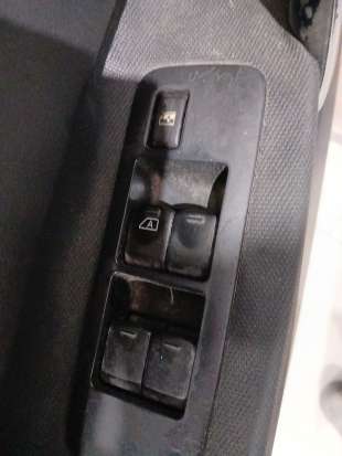 Recambio de mando elevalunas delantero izquierdo para nissan qashqai i (j10, nj10) 2006-2014 1.5 dci referencia OEM IAM   