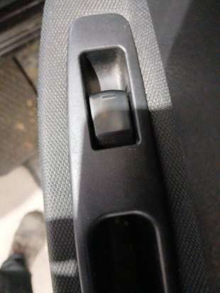 Recambio de mando elevalunas trasero derecho para nissan qashqai i (j10, nj10) 2006-2014 1.5 dci referencia OEM IAM   