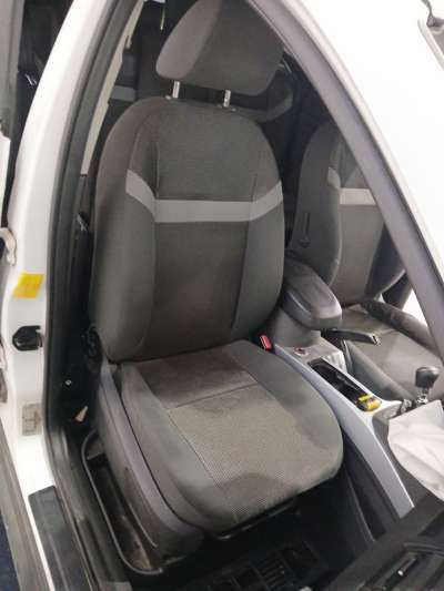 Recambio de asiento delantero derecho para ford kuga i 2008-2012 2.0 tdci referencia OEM IAM   