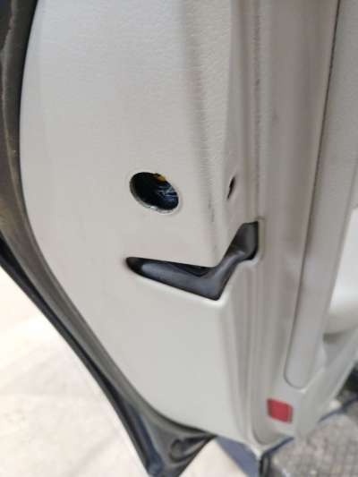 Recambio de cerradura puerta trasera izquierda para audi a4 b7 (8ec) 2004-2008 2.0 tdi referencia OEM IAM   