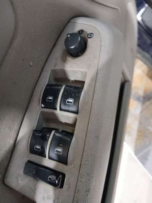 Recambio de mando elevalunas delantero izquierdo para audi a4 b7 (8ec) 2004-2008 2.0 tdi referencia OEM IAM   