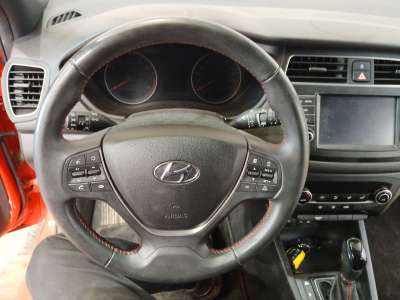Recambio de volante para hyundai i20 active (ib, gb) 2015- 1.0 t-gdi referencia OEM IAM   