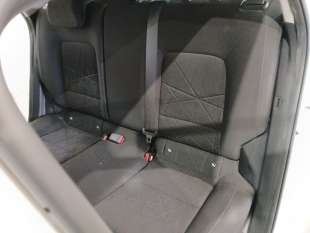 Recambio de asiento trasero medio para hyundai bayon (bc3) 2021- 1.2 mpi referencia OEM IAM   