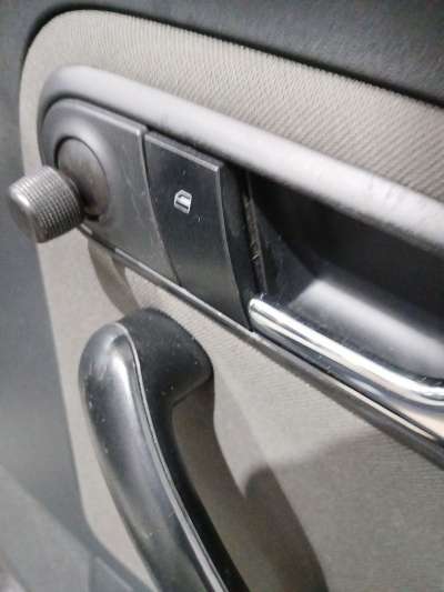 Recambio de mando elevalunas delantero derecho para seat ibiza iii (6l1) 2002-2009 1.9 tdi referencia OEM IAM   