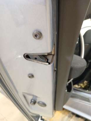 Recambio de cerradura puerta trasera izquierda para bmw 1 (e87) 2003-2013 120 d referencia OEM IAM   