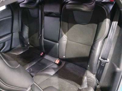Recambio de asiento trasero para volvo v40 hatchback (525) 2012-2019 d3 referencia OEM IAM   