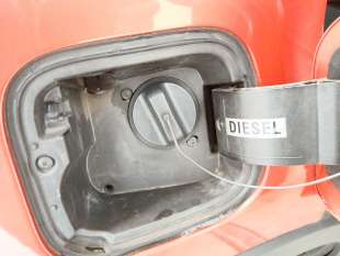 Recambio de tapon combustible para renault captur i (j5_, h5_) 2013- 1.5 dci 90 referencia OEM IAM 7700431898  