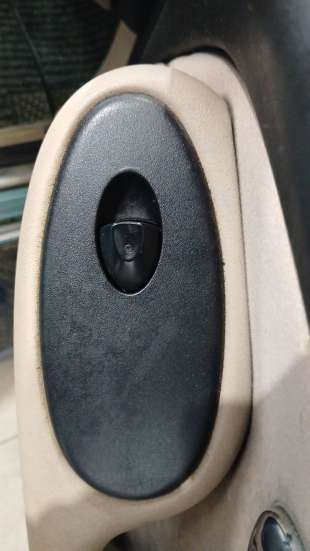 Recambio de mando elevalunas delantero derecho para rover 75 (rj) 1999-2005 2.0 cdti referencia OEM IAM YUD001120PUY  