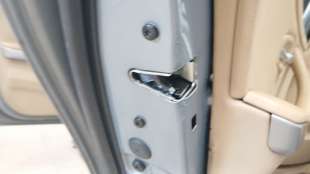 Recambio de cerradura puerta trasera izquierda para bmw 3 (e90) 2004-2012 320 d referencia OEM IAM 51227202147  