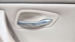 Recambio de maneta interior delantera derecha para bmw 3 (e90) 2004-2012 320 d referencia OEM IAM 51417144546  