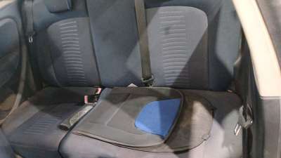 Recambio de asiento trasero medio para fiat grande punto (199_) 2005- 1.3 d multijet referencia OEM IAM   