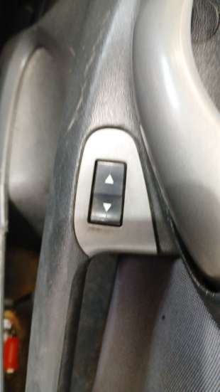 Recambio de mando elevalunas delantero derecho para fiat stilo (192_) 2001-2010 1.9 d multijet referencia OEM IAM   
