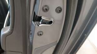 Recambio de cerradura puerta trasera derecha para opel insignia a sedán (g09) 2008-2017 2.0 cdti (69) referencia OEM IAM 1357956